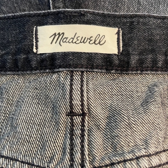 MADEWELL relaxed Button Fly high waisted Raw hems black Denim shorts size 29 - Picture 5 of 8